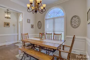 736 Creekbridge Dr, Rock Hill, SC 29732 - Photo 8