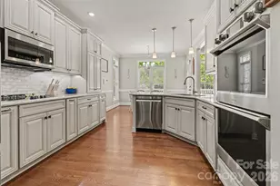 736 Creekbridge Dr, Rock Hill, SC 29732 - Photo 10