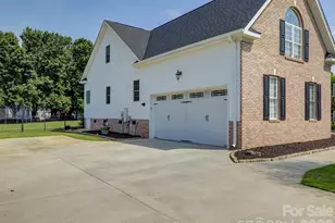 736 Creekbridge Dr, Rock Hill, SC 29732 - Photo 38