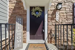 3404 Timber Ml Dr, Matthews, NC 28104 - Photo 2