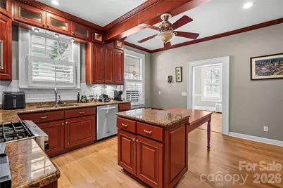 46 Marsh Avenue NW, Concord, NC 28025 - Photo 4