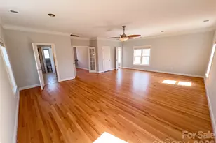 1108 Herrin Ave, Charlotte, NC 28205 - Photo 4