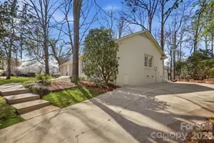 2001 Knickerbocker Dr, Charlotte, NC 28212 - Photo 28