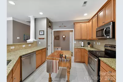 8665 Edinburgh Square Drive, Cornelius, NC 28031 - Photo 8