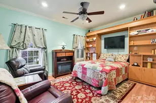 653 High Quarry Rd, Hendersonville, NC 28791 - Photo 16