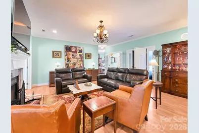 653 High Quarry Road, Hendersonville, NC 28791 - Photo 4