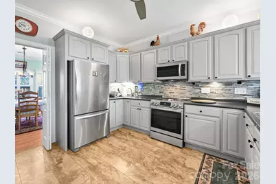 653 High Quarry Road, Hendersonville, NC 28791 - Photo 12