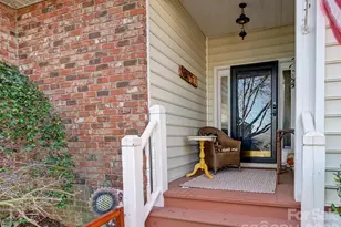 653 High Quarry Rd, Hendersonville, NC 28791 - Photo 2