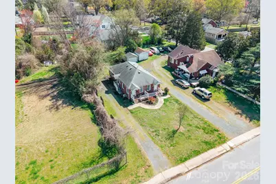 1606 Richland Drive, Charlotte, NC 28205 - Photo 4