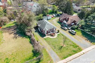 1606 Richland Dr, Charlotte, NC 28205 - Photo 4