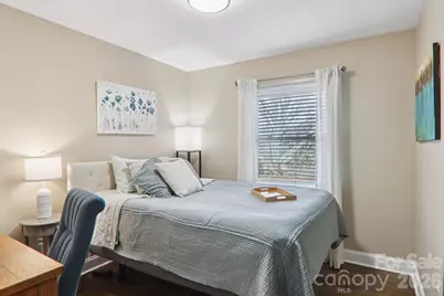 98 Oak Knoll Road, Asheville, NC 28804 - Photo 16