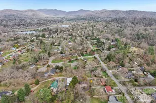 98 Oak Knoll Rd, Asheville, NC 28804 - Photo 30