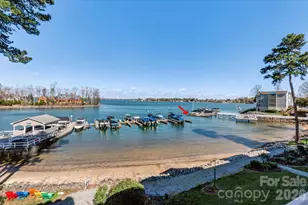 20407 Harborgate Ct, Cornelius, NC 28031 - Photo 2