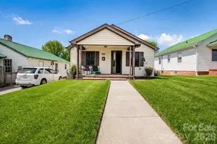 400 Summit Ave, Spruce Pine, NC 28777 - Photo 1