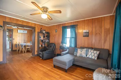 400 Summit Avenue, Spruce Pine, NC 28777 - Photo 18