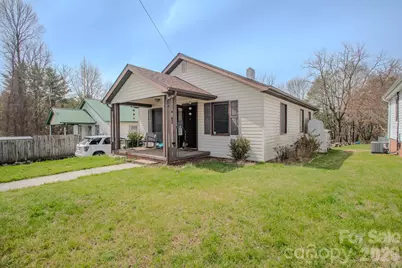 400 Summit Avenue, Spruce Pine, NC 28777 - Photo 14