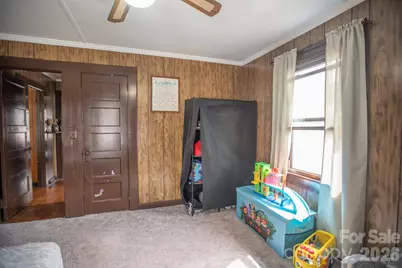 400 Summit Avenue, Spruce Pine, NC 28777 - Photo 34