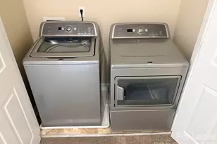 4327 Kobuk Ln, Charlotte, NC 28269 - Photo 12