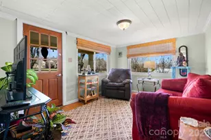 3358 Falling Creek Rd, Hickory, NC 28601 - Photo 4