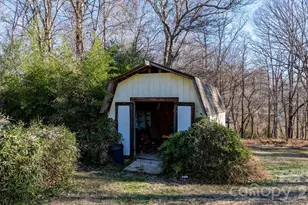 3358 Falling Creek Rd, Hickory, NC 28601 - Photo 18