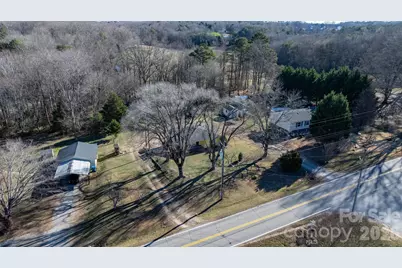 3358 Falling Creek Road, Hickory, NC 28601 - Photo 32