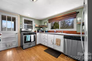 3358 Falling Creek Rd, Hickory, NC 28601 - Photo 6