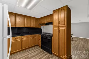 3921 Peach St, Newton, NC 28658 - Photo 20