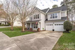 12223 Fullerton Ct, Charlotte, NC 28214 - Photo 2