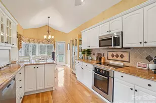 38 Highland Pointe Dr, Weaverville, NC 28787 - Photo 14