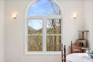 11 Starlight Dr, Black Mountain, NC 28711 - Photo 18