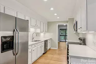 457 Crowfields Dr, Asheville, NC 28803 - Photo 12