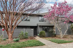 457 Crowfields Dr, Asheville, NC 28803 - Photo 2