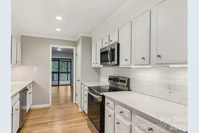 457 Crowfields Drive #6, Asheville, NC 28803 - Photo 14