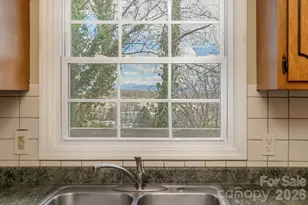 89 Stradley Mountain Rd, Asheville, NC 28806 - Photo 12