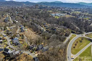 221 Courtland Pl, Asheville, NC 28801 - Photo 44