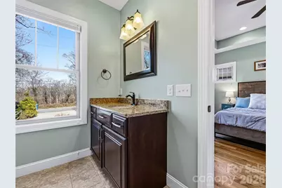 221 Courtland Place, Asheville, NC 28801 - Photo 28