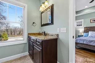 221 Courtland Pl, Asheville, NC 28801 - Photo 28