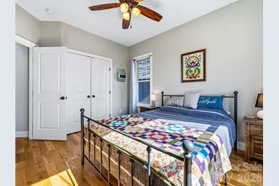 221 Courtland Place, Asheville, NC 28801 - Photo 32