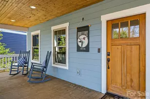 221 Courtland Pl, Asheville, NC 28801 - Photo 6