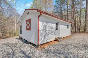 166 E P Rhyne Rd, Mount Holly, NC 28120 - Photo 6