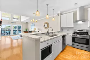 18700 Nautical Dr, Cornelius, NC 28031 - Photo 8