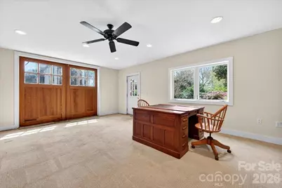 506 Hermitage Court, Charlotte, NC 28207 - Photo 42