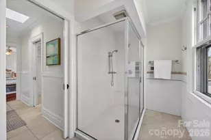 506 Hermitage Ct, Charlotte, NC 28207 - Photo 36