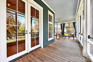 506 Hermitage Ct, Charlotte, NC 28207 - Photo 26