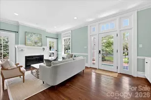 506 Hermitage Ct, Charlotte, NC 28207 - Photo 4