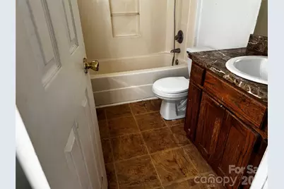 3648 High Laurel Lane, Charlotte, NC 28269 - Photo 8