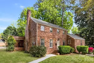 1519 Providence Rd, Charlotte, NC 28207 - Photo 2