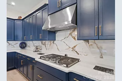 6015 Waldorf Avenue, Monroe, NC 28110 - Photo 8