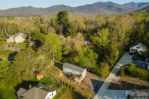 106 Joy Rdg Dr, Black Mountain, NC 28711 - Photo 22