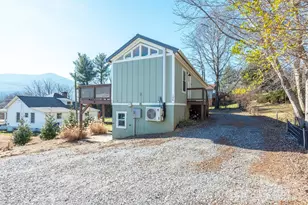 106 Joy Rdg Dr, Black Mountain, NC 28711 - Photo 10